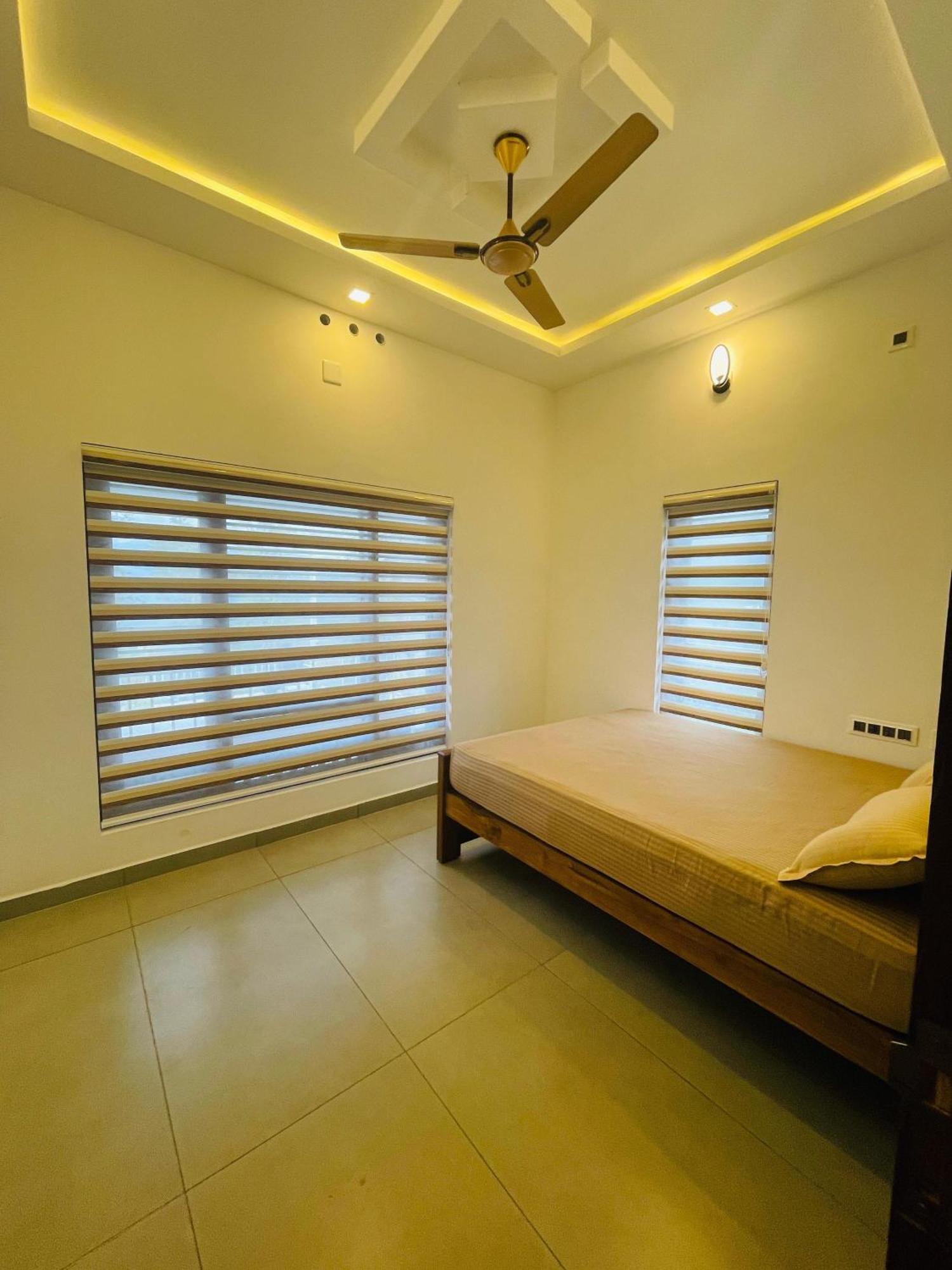 M R Holiday Home Vagamon Εξωτερικό φωτογραφία